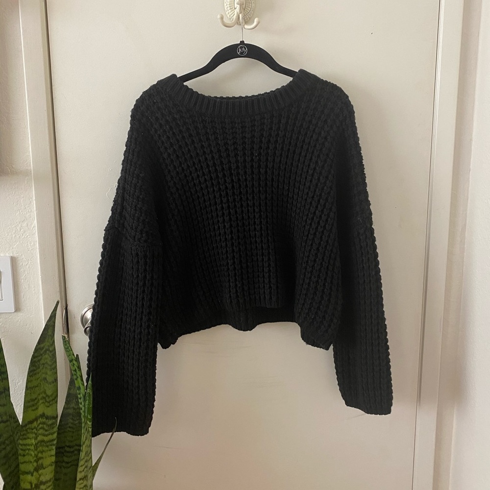 Black Crop Knit Sweater
